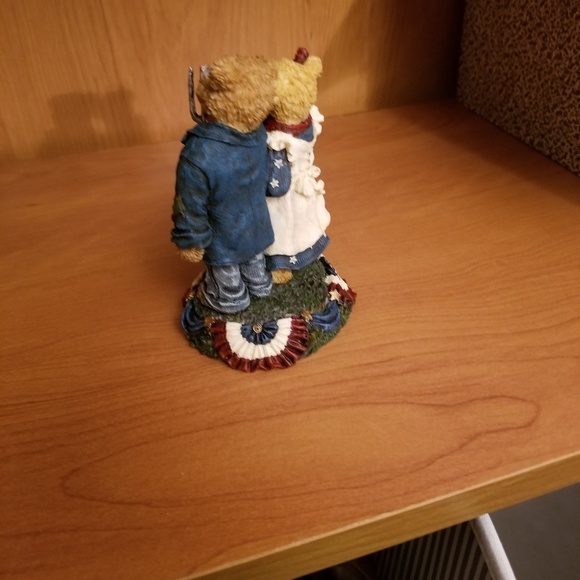 Boyd's Bears - rare resin piece - Picture 3 of 4